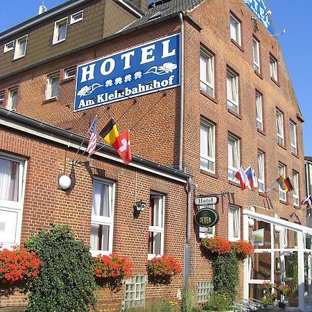 Hotel Am Kleinbahnhof Emden Exterior foto